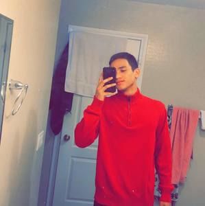 Meet your Posher, Derrick